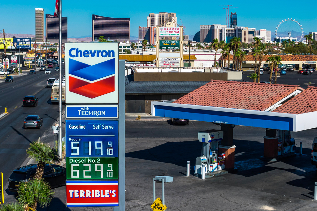 Fuel prices at record Labor Day high in US thanks to Iran war and refinery issues